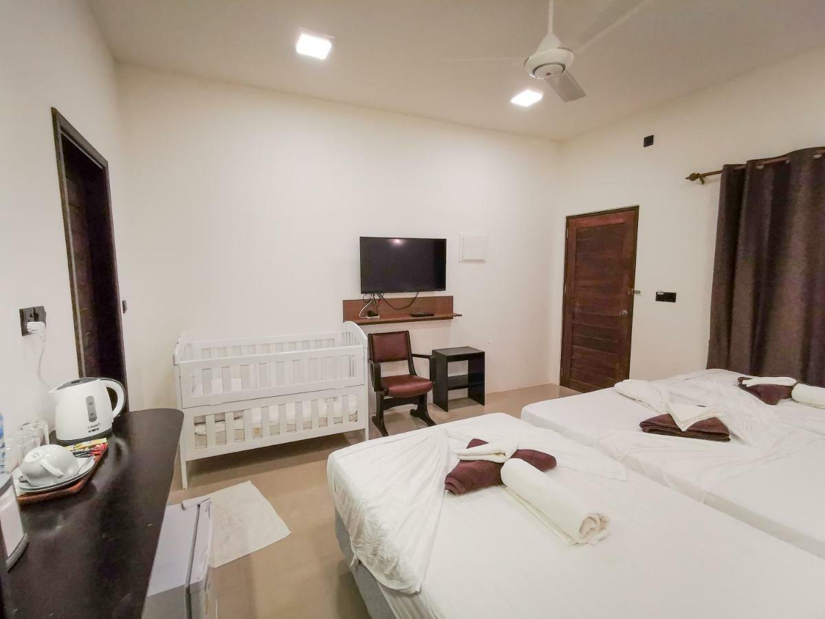 Summer Inn Thoddoo Kültér fotó